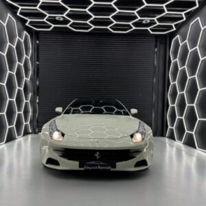 Ferrari FF V12 Engine