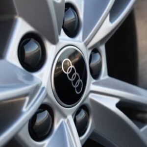 Looking for Audi Q7 hire, sports car hire or luxury car hire Sydney?