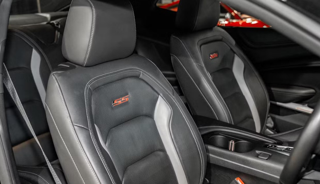Looking for Chevrolet Camaro hire, sports car hire or luxury car hire Sydney?