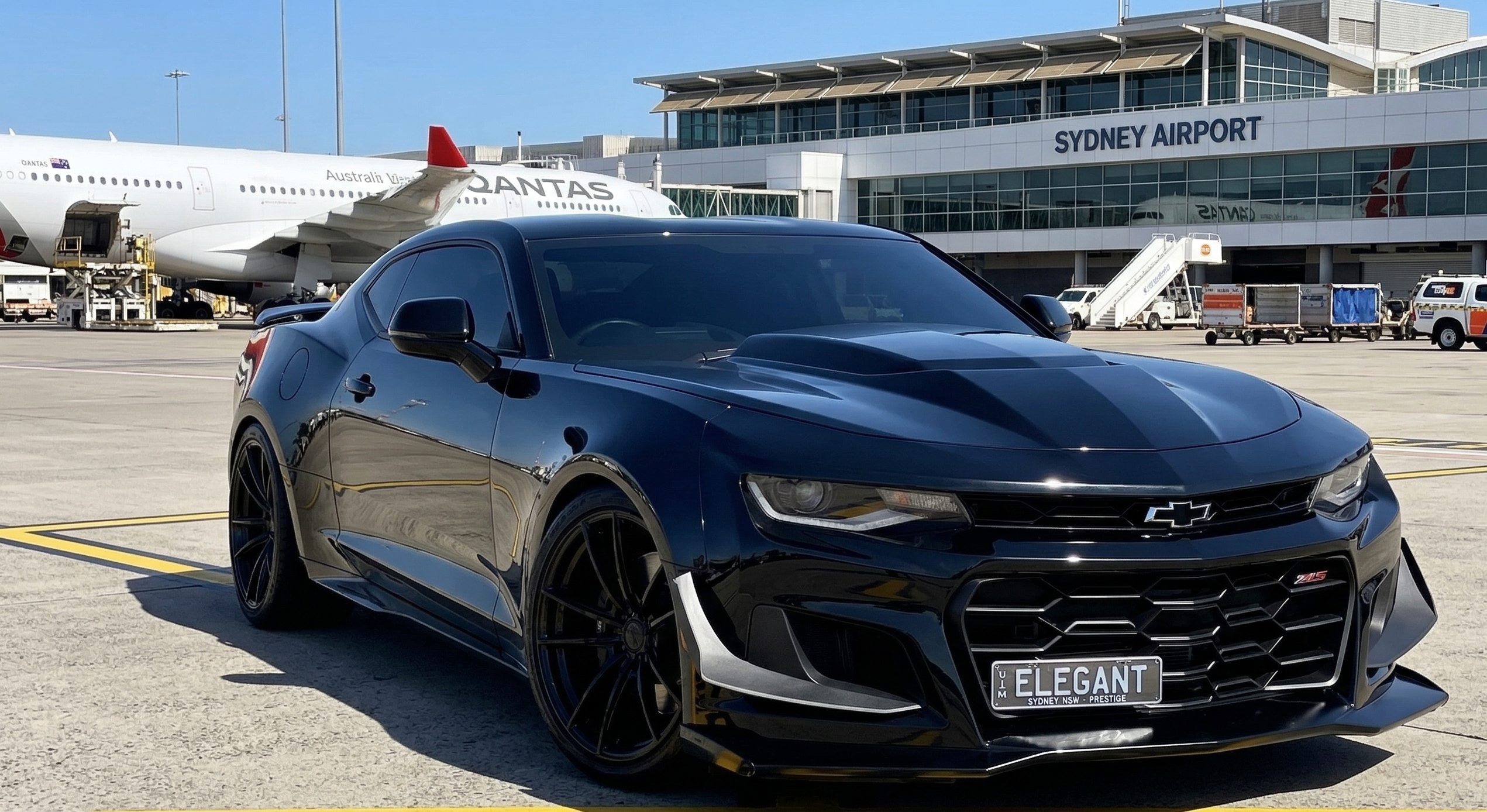 Looking for Chevrolet Camaro hire, sports car hire or luxury car hire Sydney?