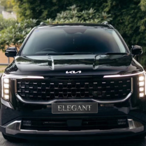 Looking for Kia CARNIVAL car hire or luxury car hire Sydney?