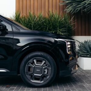 Looking for Kia CARNIVAL car hire or luxury car hire Sydney?