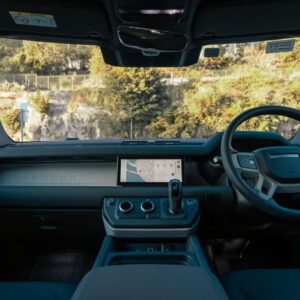 Looking for Land Rover DEFENDER hire or luxury car hire Sydney?