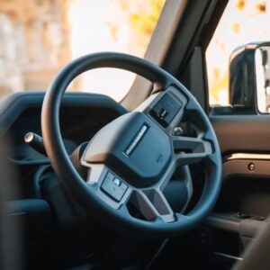 Looking for Land Rover DEFENDER hire or luxury car hire Sydney?