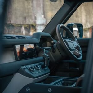 Looking for Land Rover DEFENDER hire or luxury car hire Sydney?